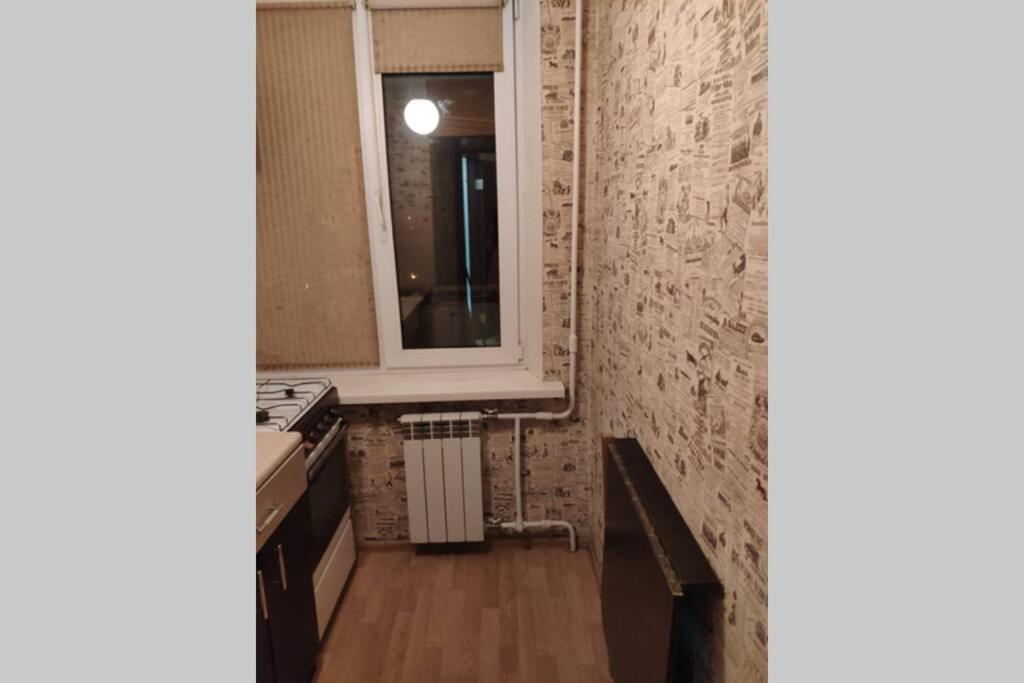 Small Apartment For 2 Kiev Buitenkant foto